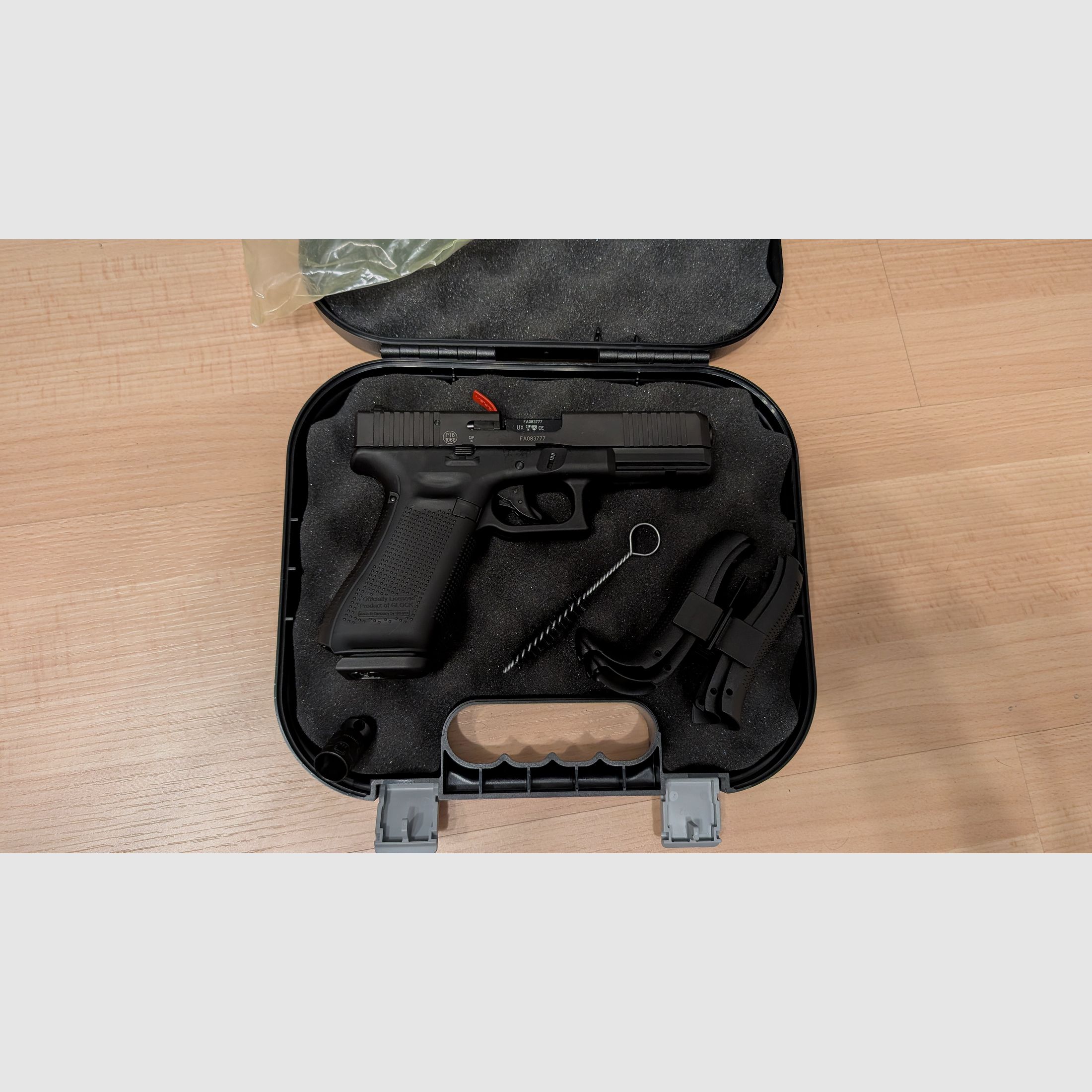 Glock 17 Gen 5 SV Stahlverschluss 9mm PAK Schreckschusspistole