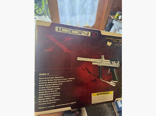 Paintball pistol with some accessories