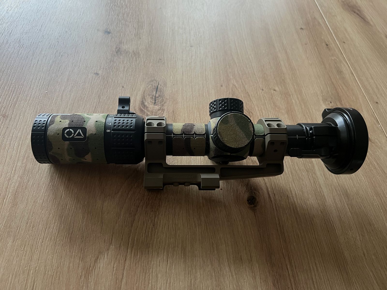 OberlandArms LPVO Sharp 1-8x 24i + Montage