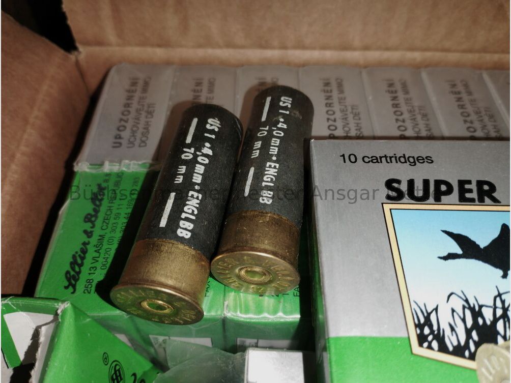 Sellier und Bellot S&B 12/70 4mm 35,4g 190 Schuss 12/70 4mm 35,4g 190 Schuss