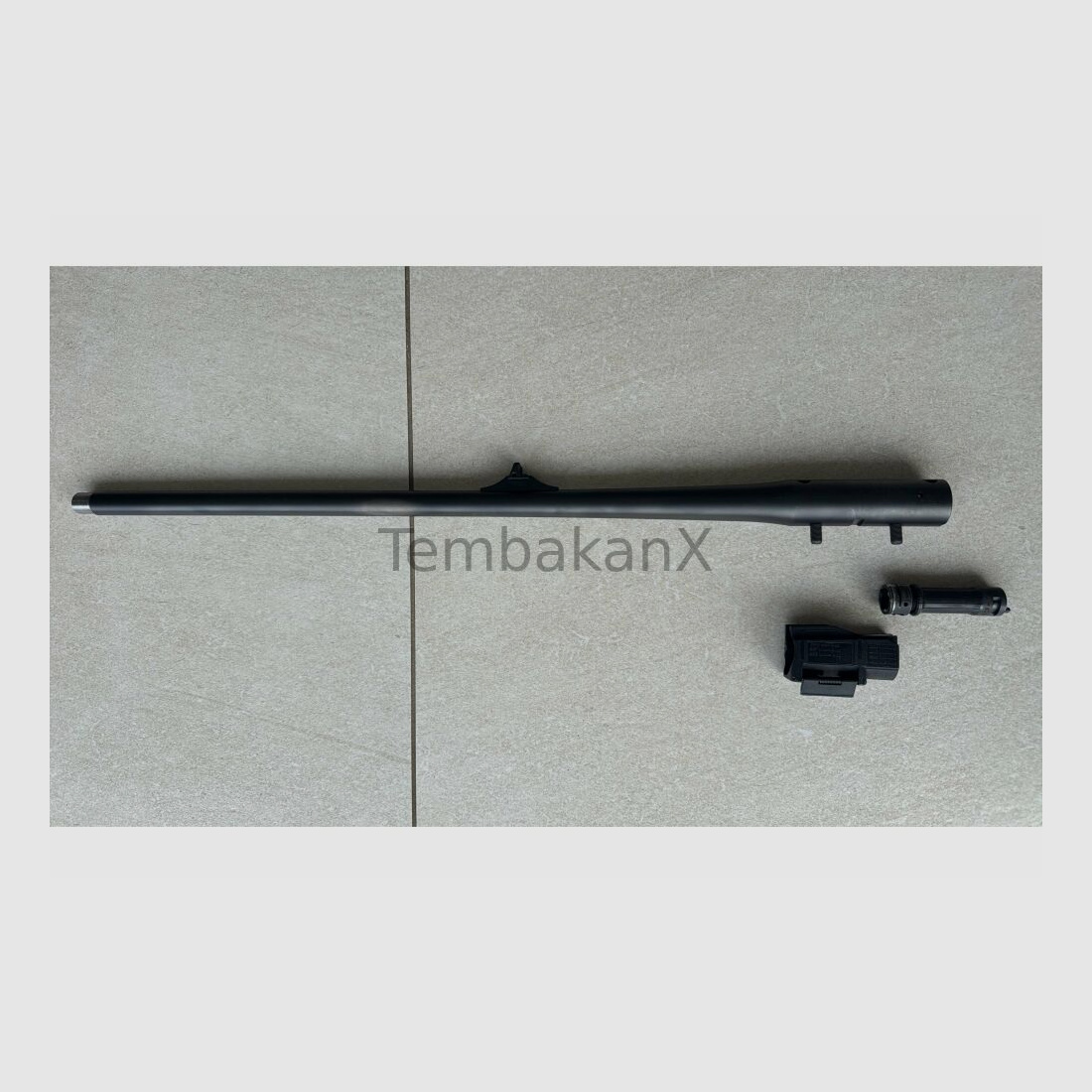 Canon Blaser R93 avec filetage et tête de verrou .300WinMag