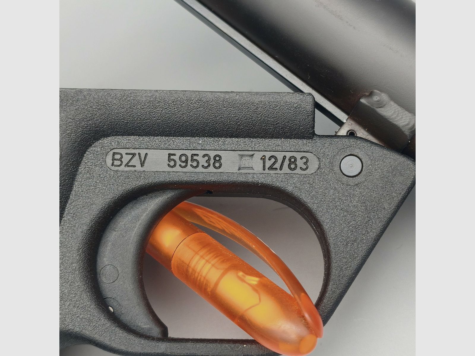 Heckler & Koch Pistolet sygnalizacyjny P2A1 Kaliber 4 cale w oryginalnym pudełku 4 (sygnał)