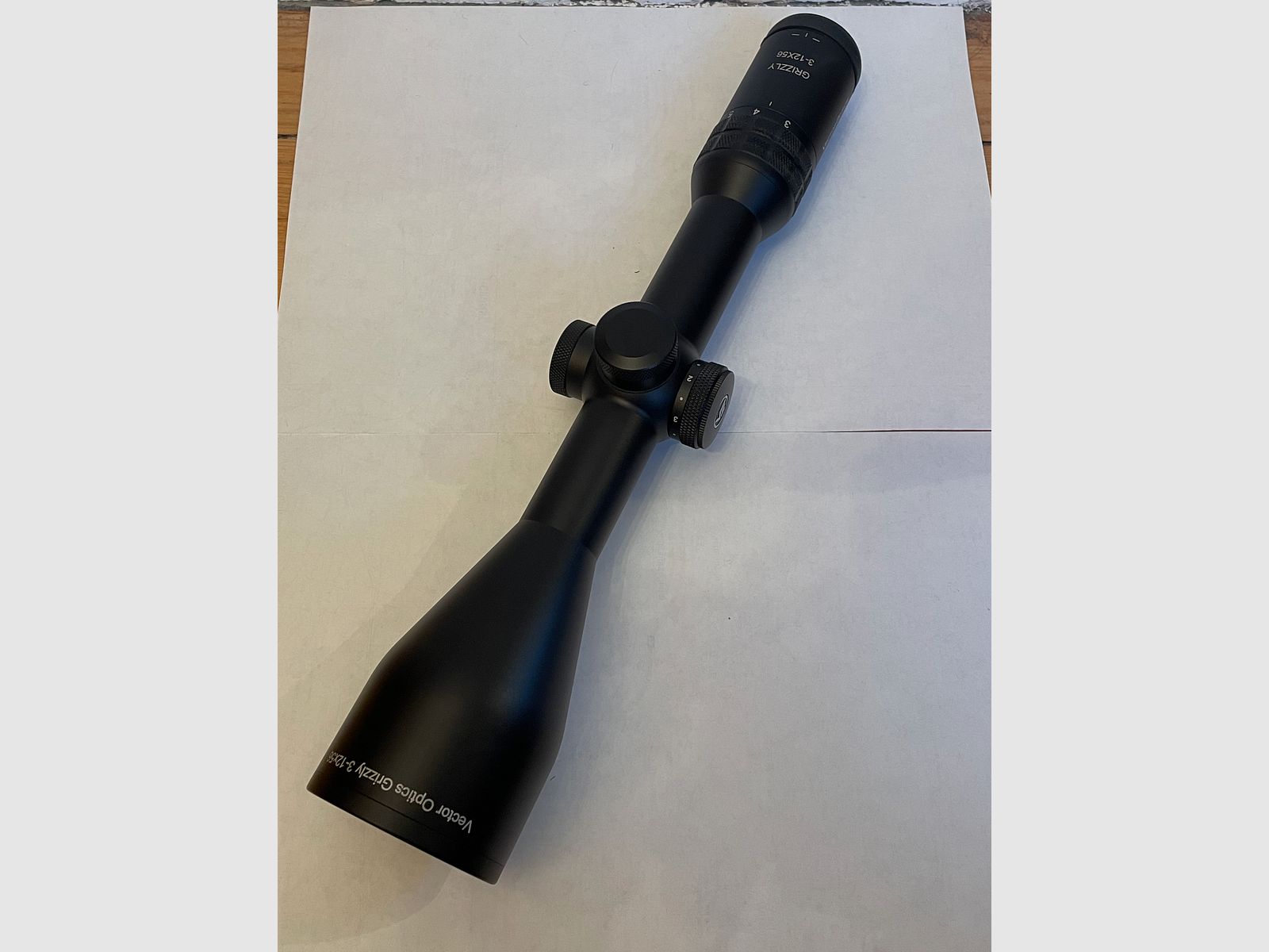 Vector Optics Grizzly 3–12x56 Zielfernrohr – Leuchtabsehen