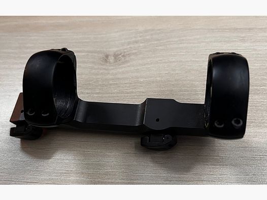 Blaser Sattelmontage mit 30 mm Ringen