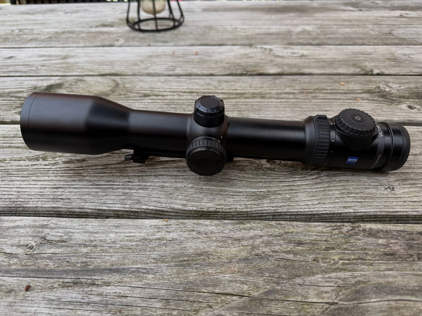 Zeiss Victory V8 1.8-14x50 lunette de tir (36 mm !) & montage Blaser