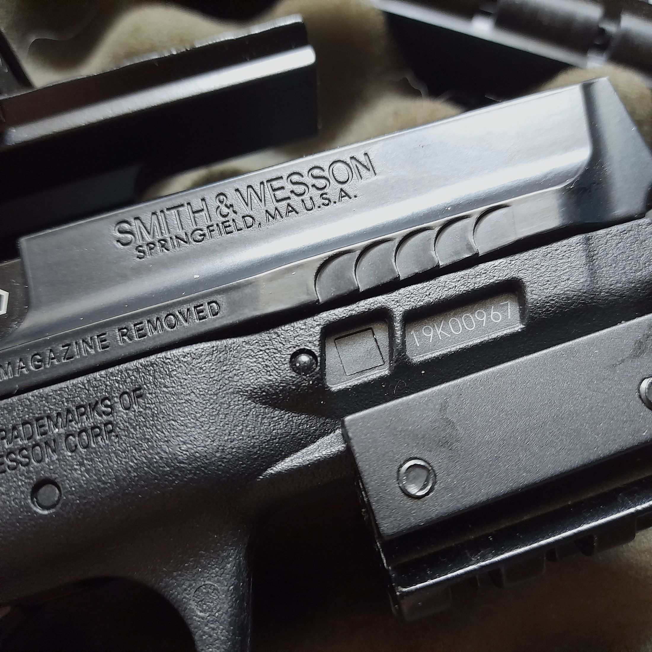 Umarex Smith & Wesson M&P9 M2.0 mit 2 TPM Magazinen im Koffer Set
