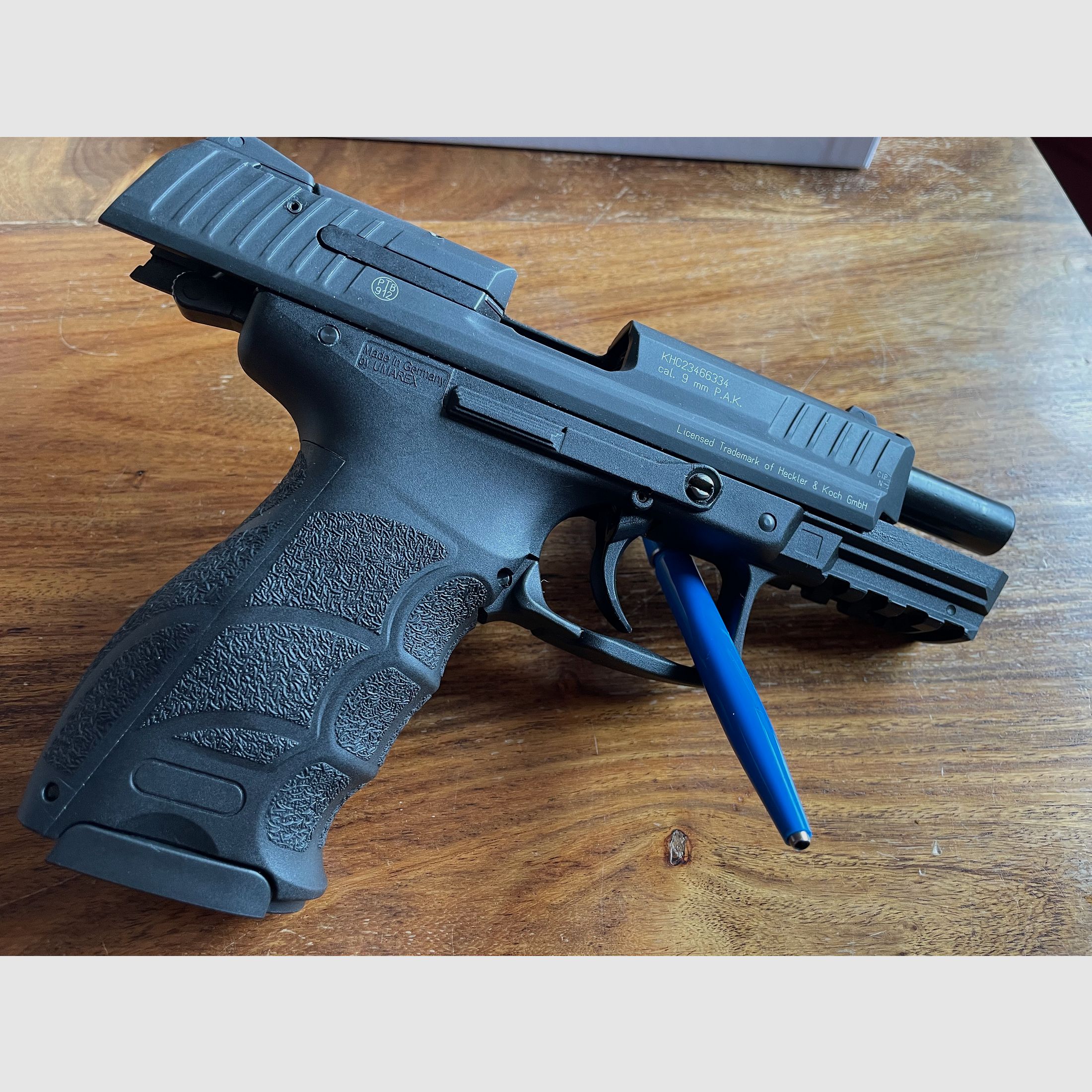 Hk p30
