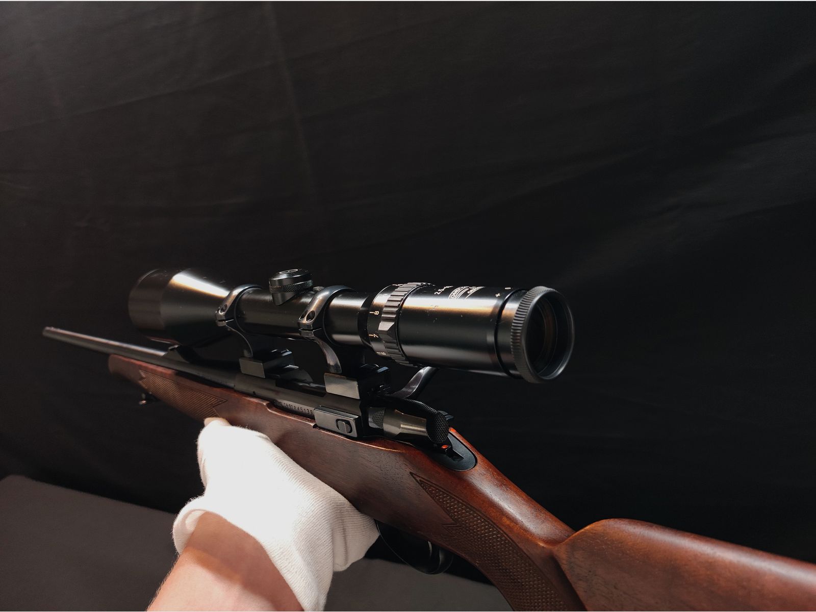  Sako Repetierbüchse Kal. .222 Rem - Schmidt & Bender 2,5–10x56 – Sehr guter Zustand