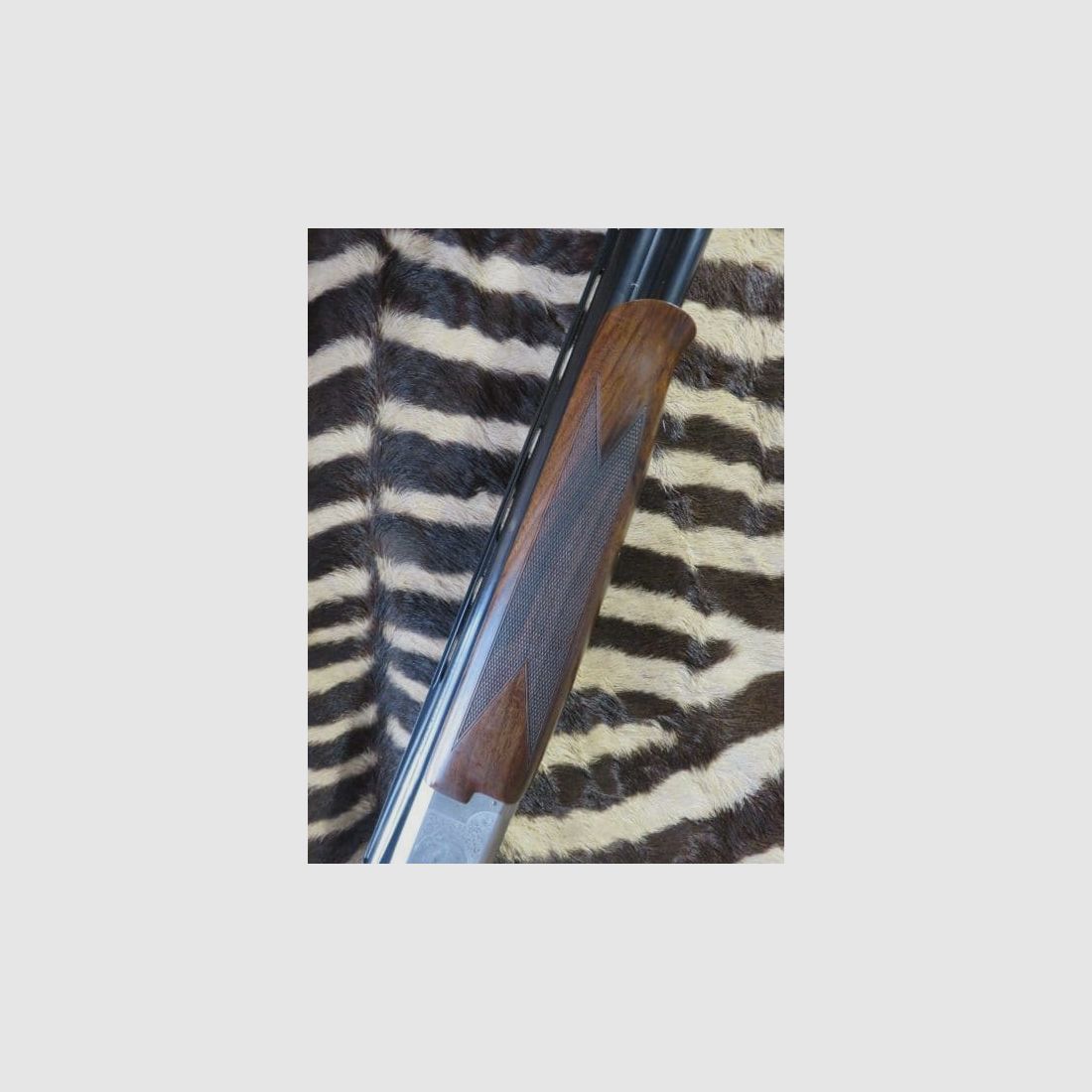 Bockdoppelflinte BROWNING B525 Game One Linkshänder Kal. 12/76 Lauf 71 cm 4 Chokes – Waffenkoffer, Bild 3 von 12