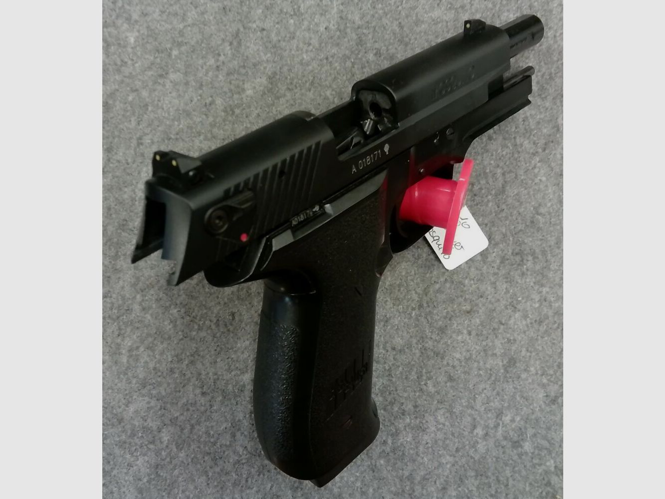Sig Sauer Mosquito mit Rotpunkt