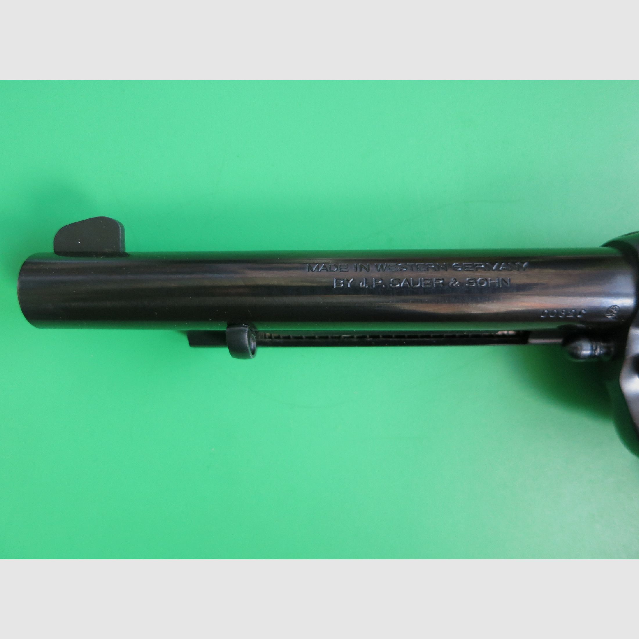 Western revolver, FJ. P. Sauer & Sohn, Western six-shooter, .45 Colt, collector's condition #67, image 4 of 11