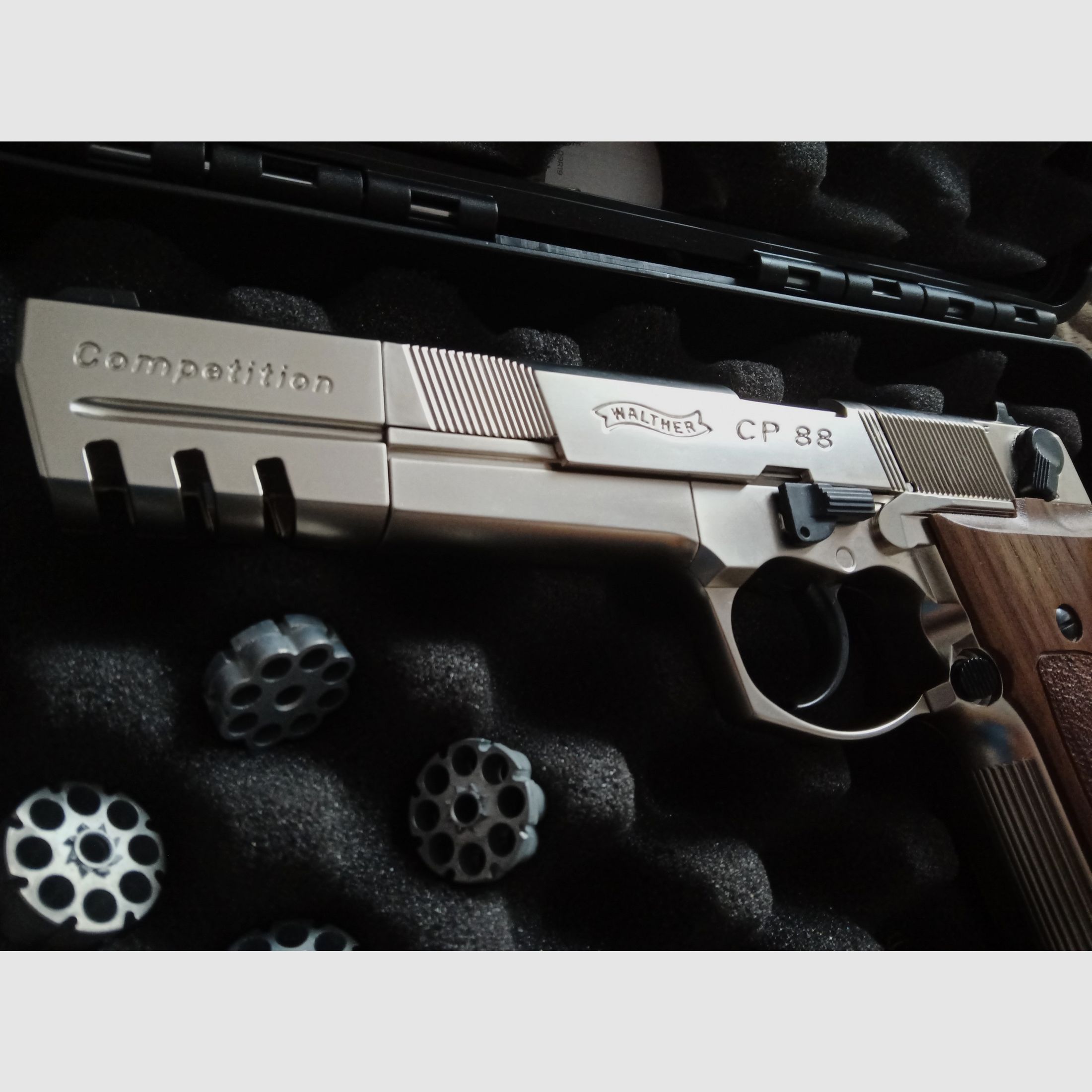 CO2 Luchtpistool Walther CP88 Competition Kal. 4,5mm vernikkeld, afbeelding 3 van 5