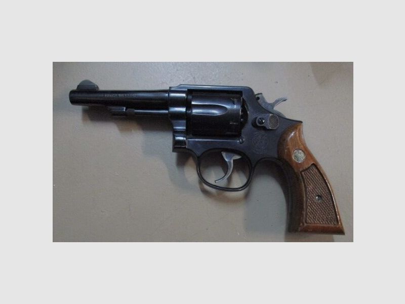 Revolver .38 spécial Smith & Wesson Modèle 10-7 10-7