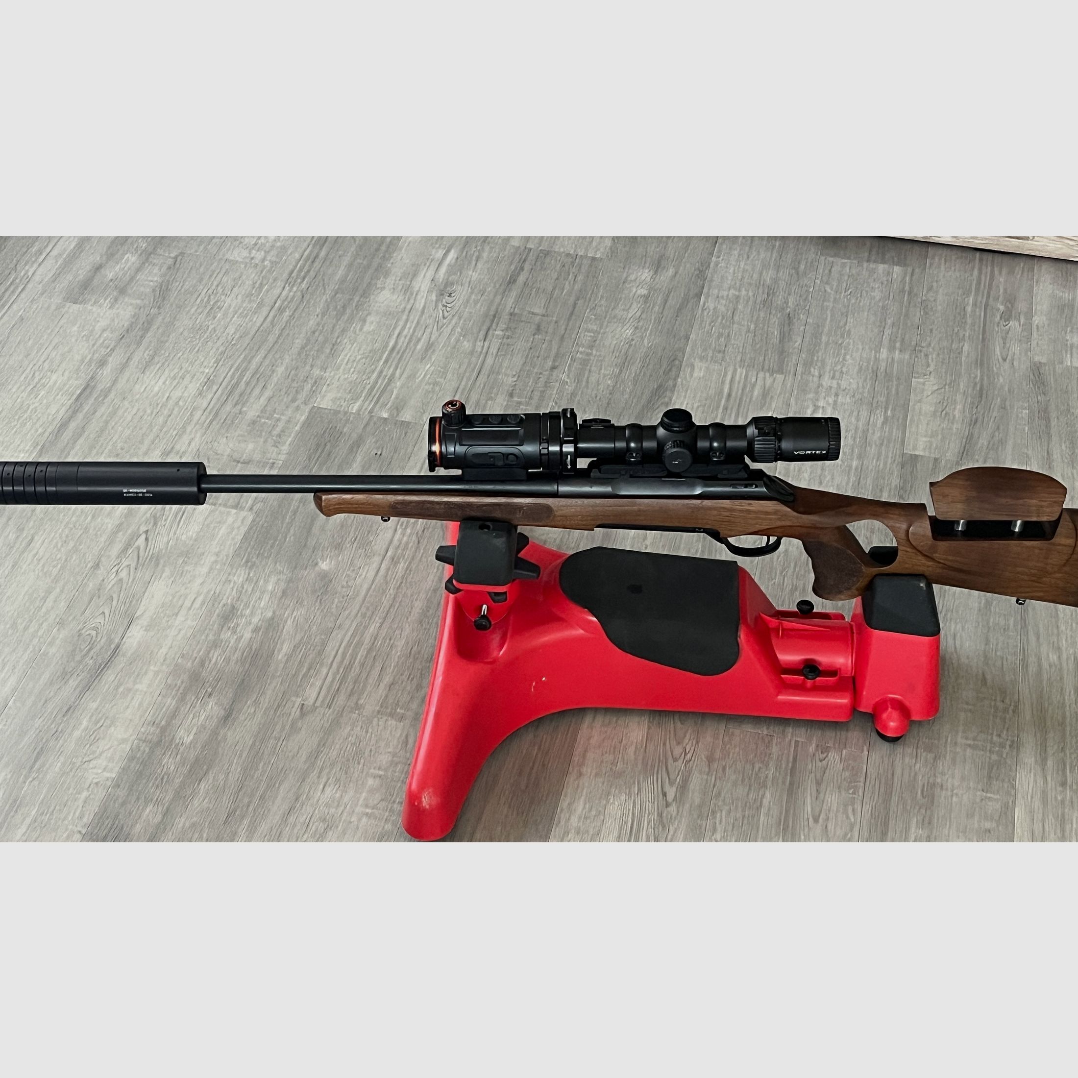 Haenel Jäger 10 in .308 komplett mit Wärmebildvorsatzgerät