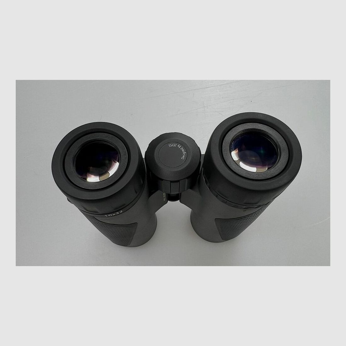 ZEISS Terra ED 10x32 grau