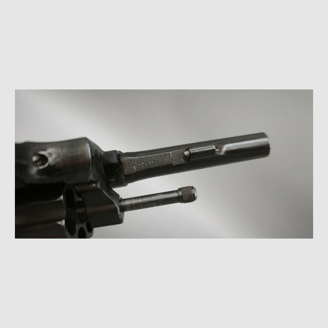 Smith & Wesson S&W Victory Revolver .38Special umgebaut bei Parker Hale .38Special, Bild 3 von 16