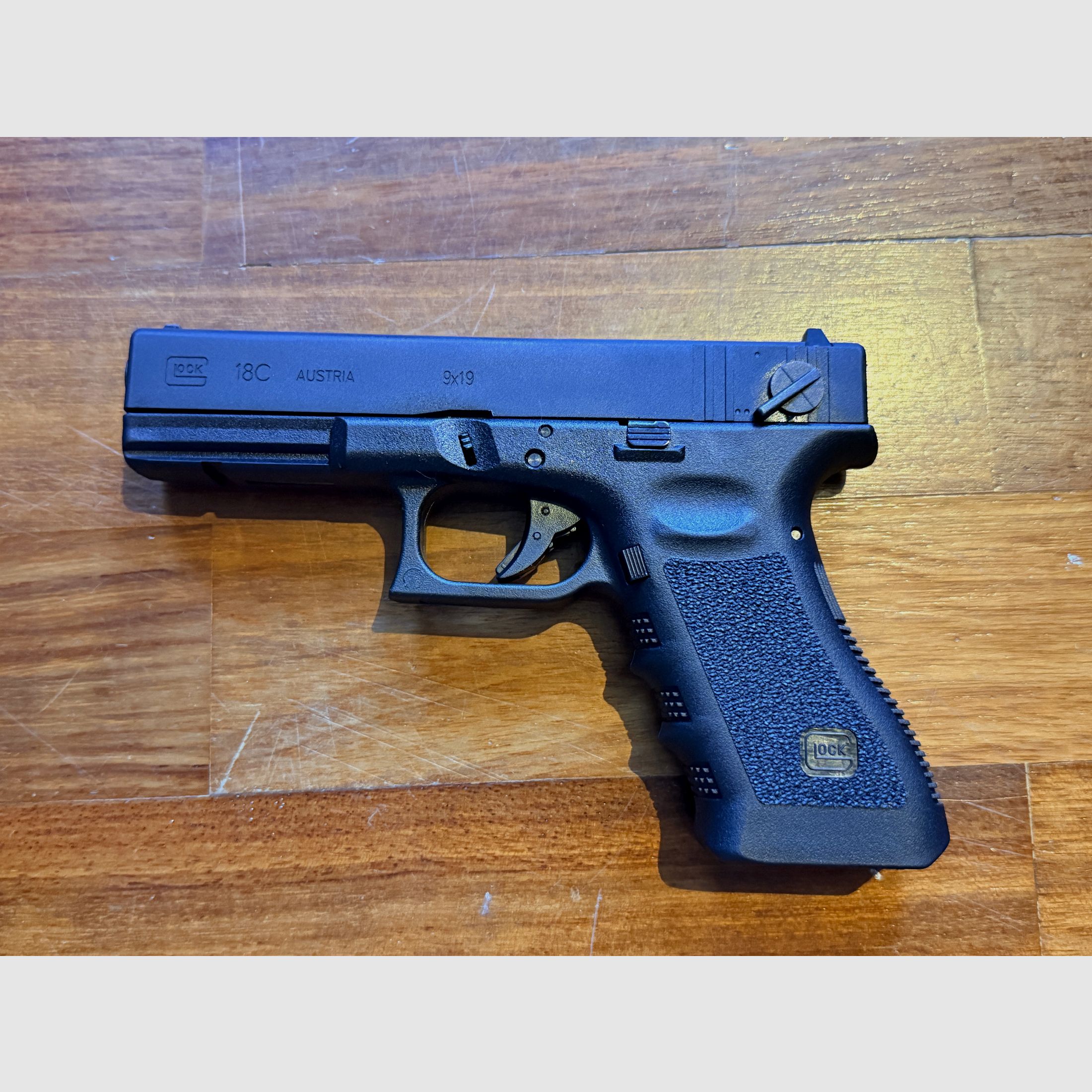 Glock 18C 6mm GBB Gas Airsoft, image 5 sur 8