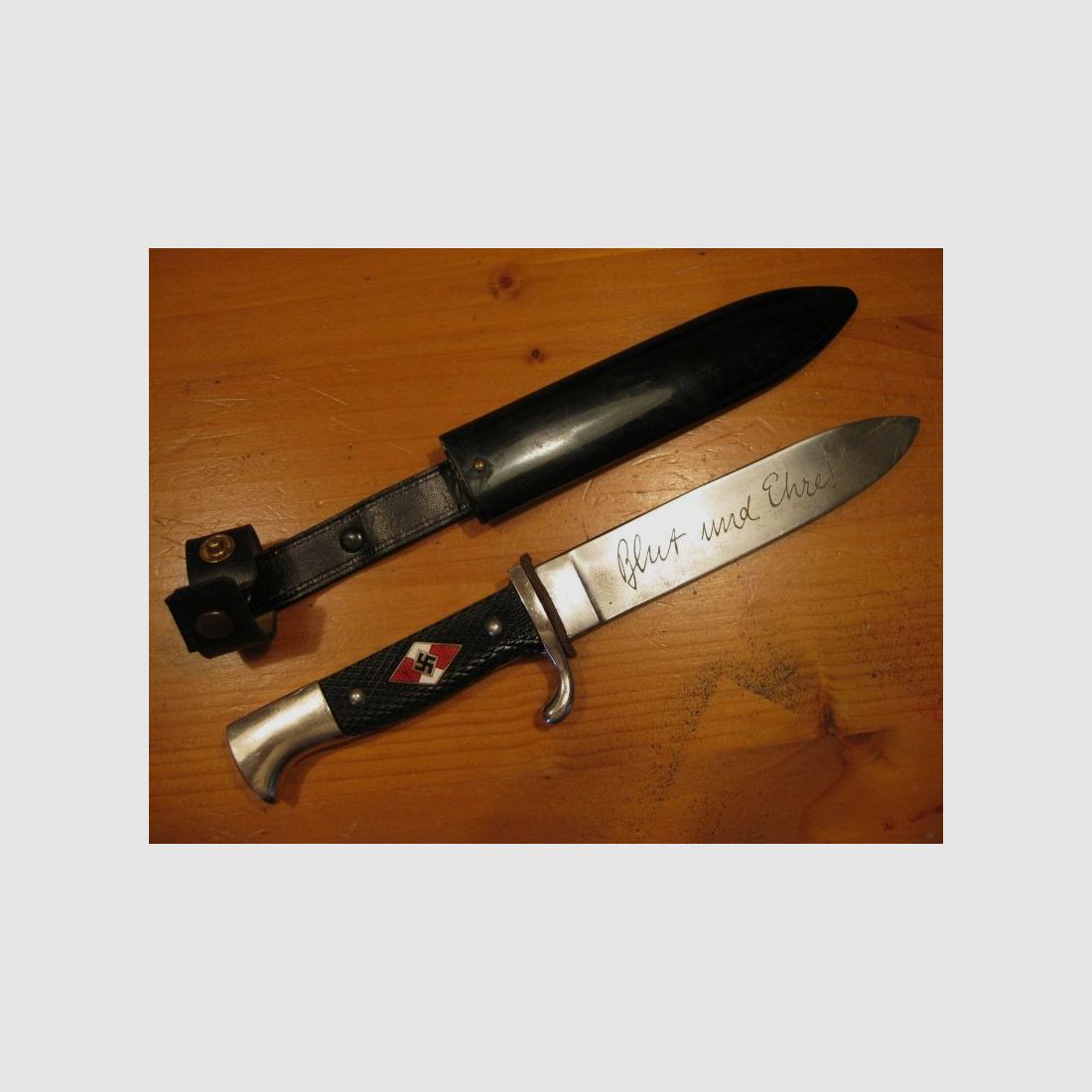 Fahrtenmesser HJ mit Devise aus Wk2 (Original Eickhorn Solingen)