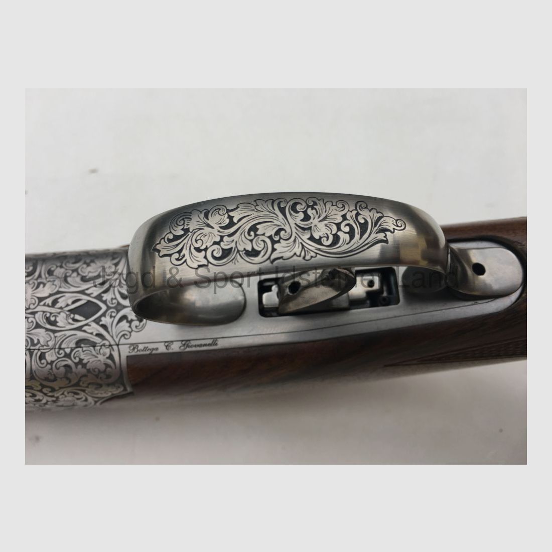 Antonio Zoli	 Z-Pernice-Round-Body