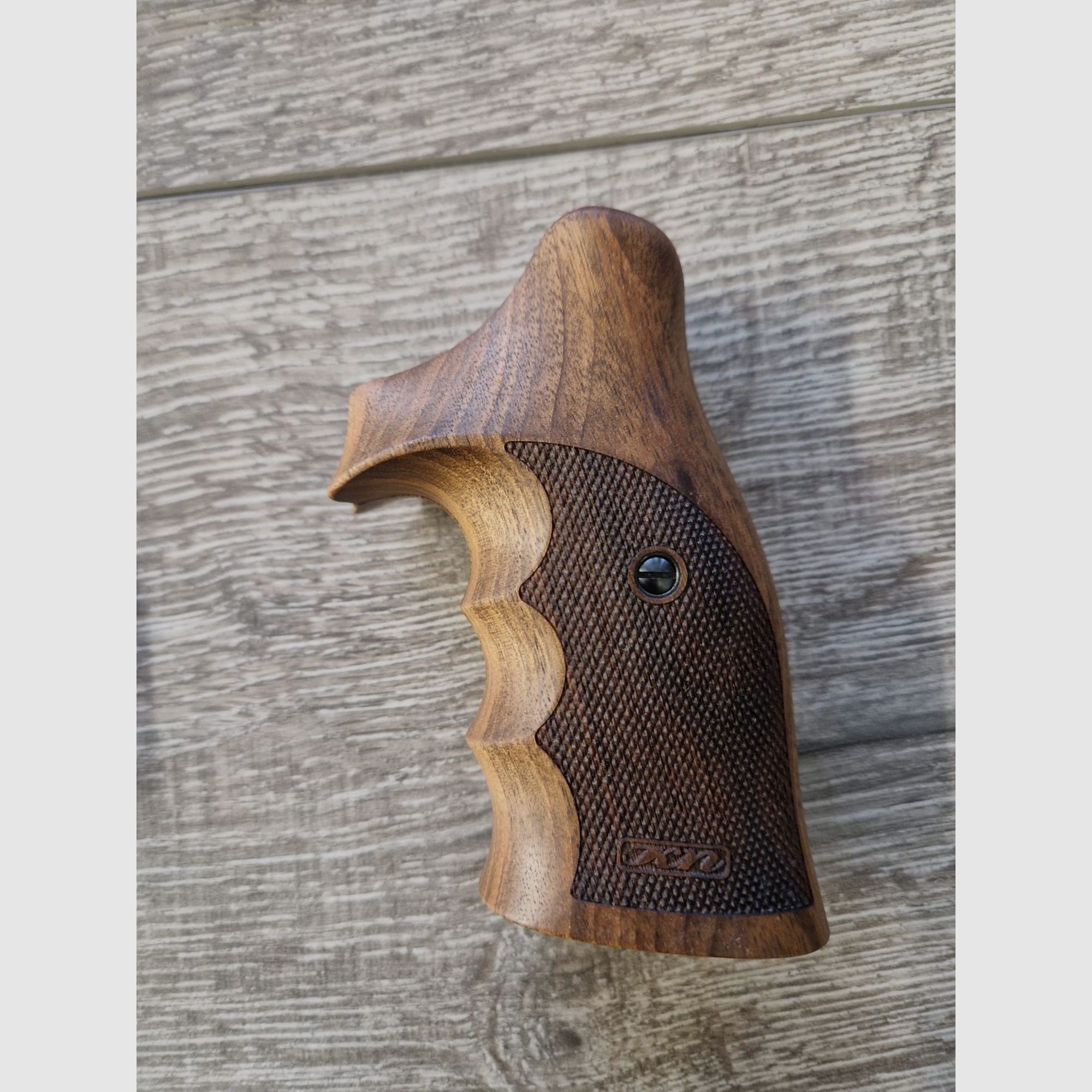 Griffschalen S&W K / L Holz, Bild 2 von 2