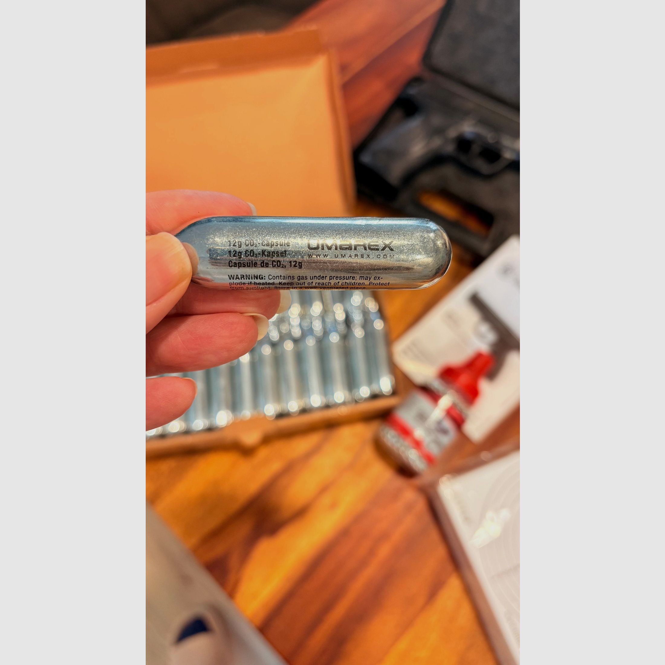 2x Umarex Smith & Wesson M&P 40 CO2 BB pistols – brand new, unused + accessory package