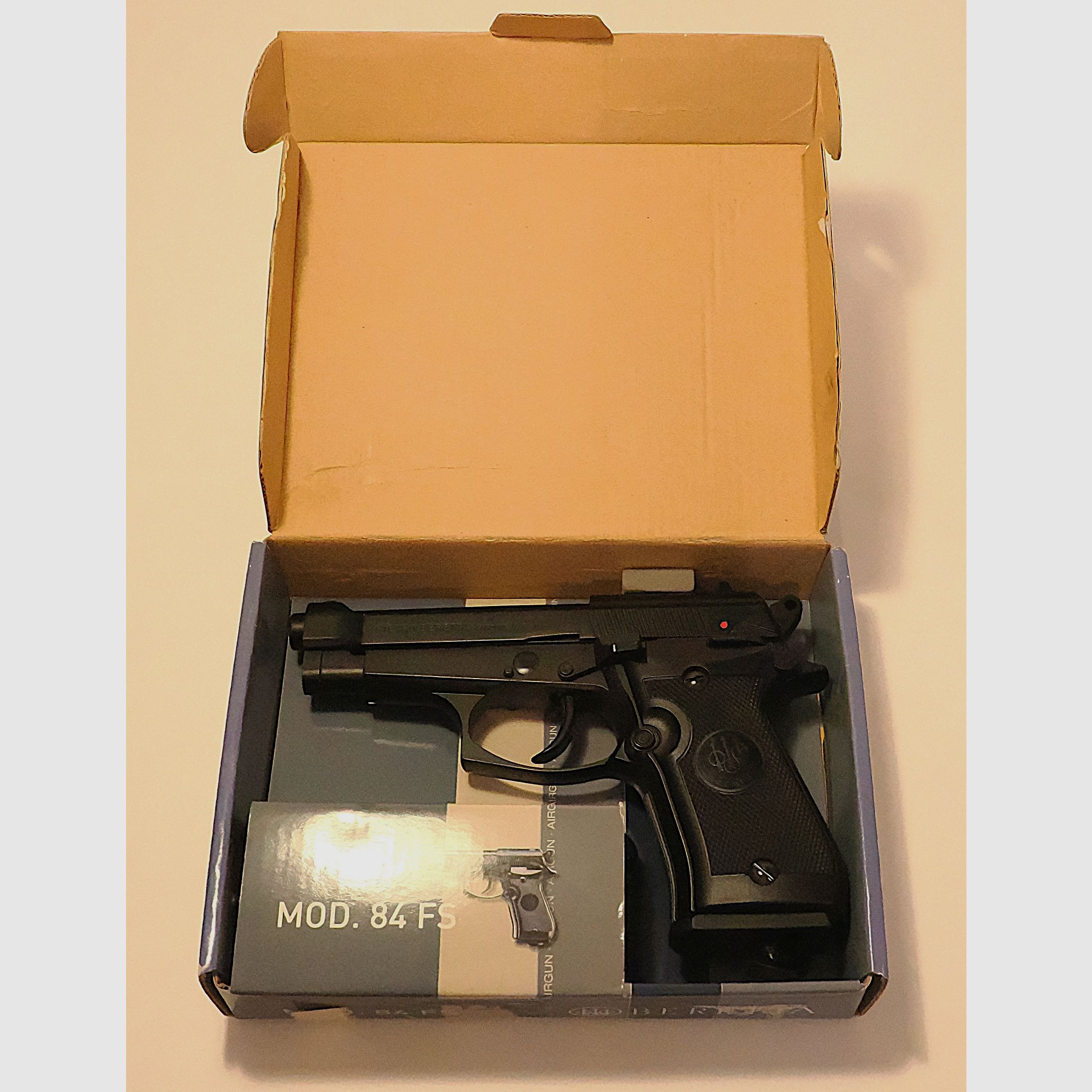 CO2-Pistole / Luftpistole Beretta 84 FS Kaliber 4,5mm BB
