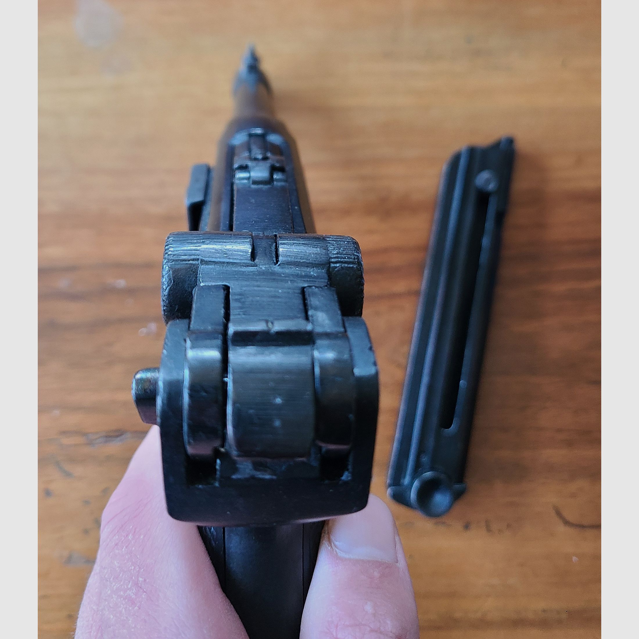 Pistola decorativa Luger p08 reale, canna chiusa (non funzionante)