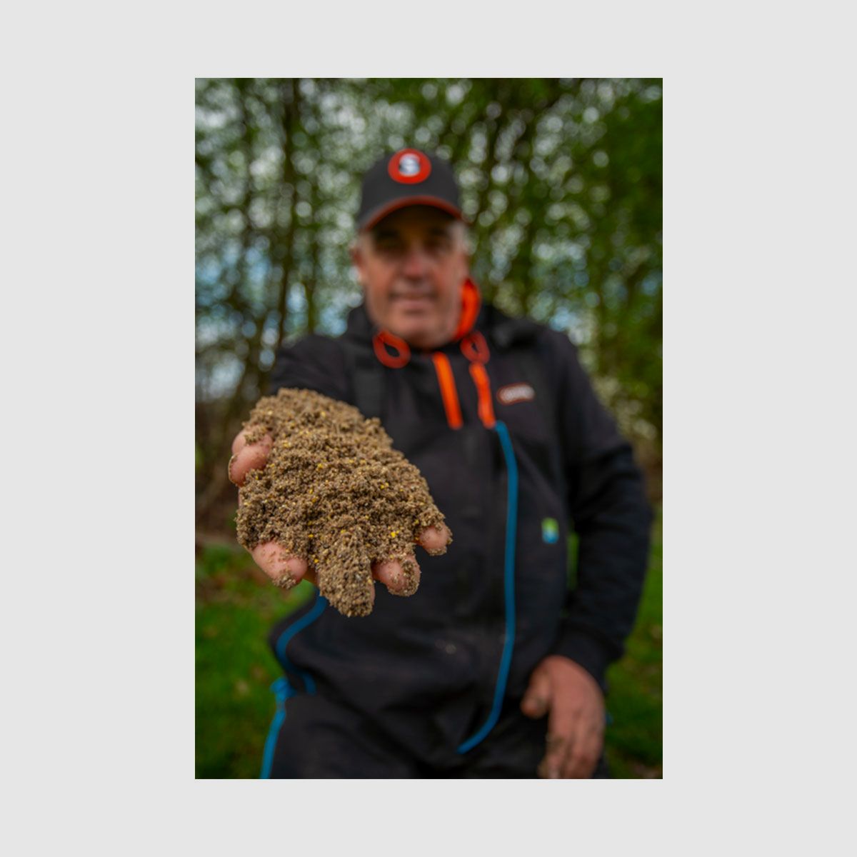 SONUBAITS – SO NATURAL SWEET SKIMMER DARK GROUNDBAIT 900g, image 2 of 2