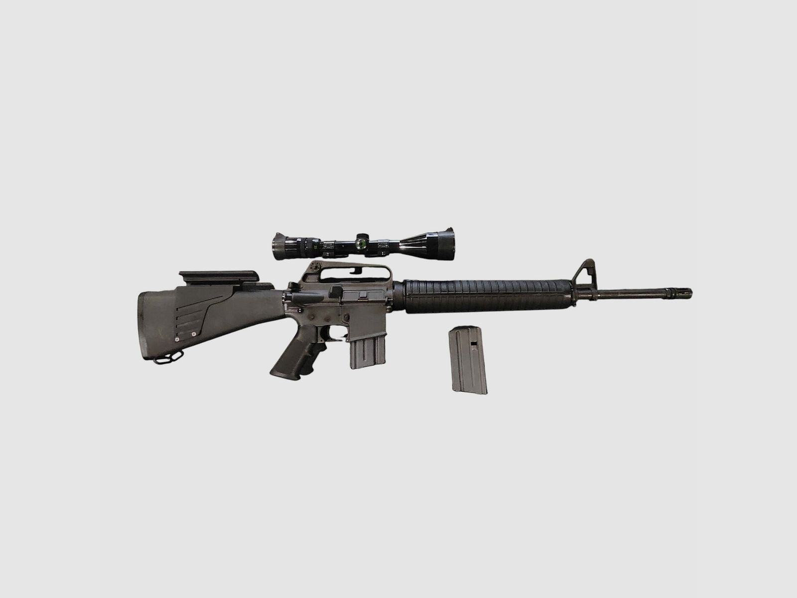 Carabine AR-15 A2 Sporteur II cal: 222 Rem Occasion, image 4 sur 5