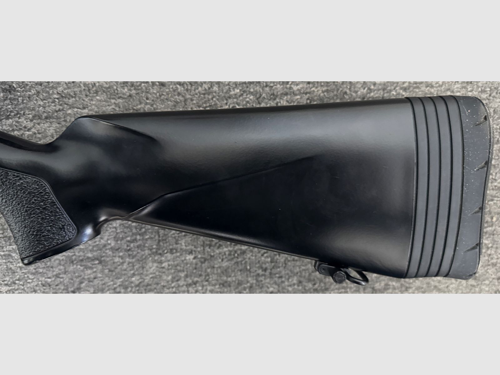 Browning X-Bolt .223 with muzzle thread, riflescope