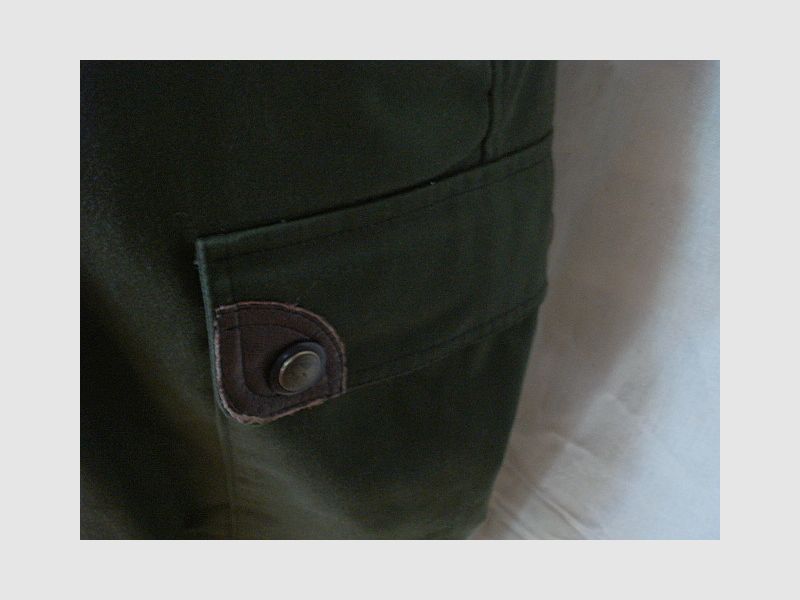 Mod. Wild mit Ledertaschen -