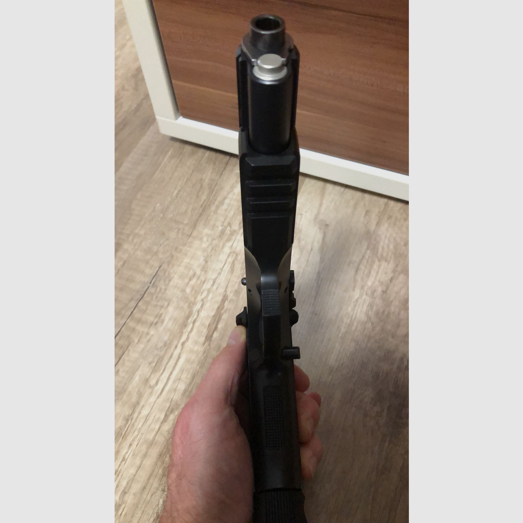 Verkauf halbautomatische Pistole von Haus CZ-Taipan Pro-Tuning und inklusive KK-Pistole, als Geschenk!