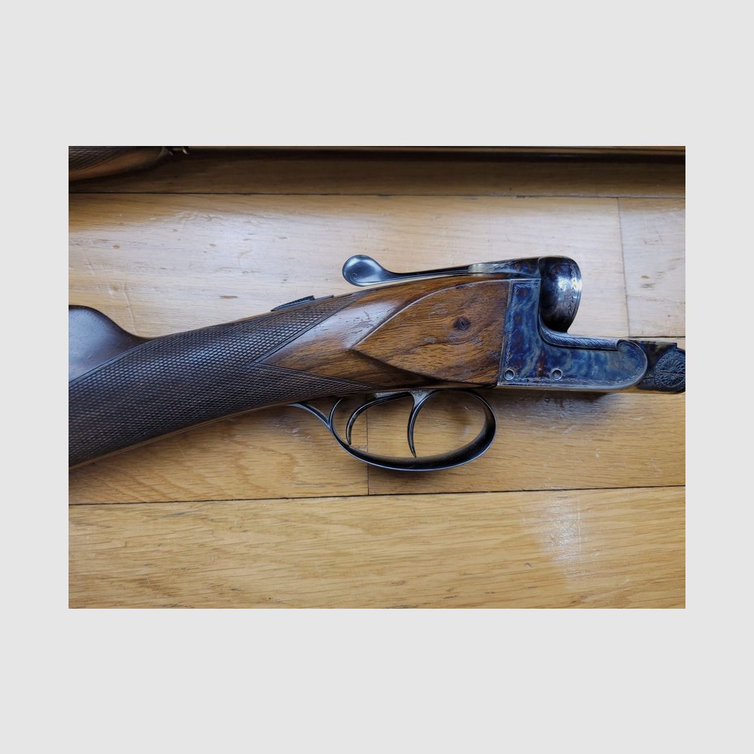 Luxuriöse Bockflinte Kaliber 12/70 – Läufe Jean Breuil im Halbblock – Herstellung Blondeau – Quasi neu – Sehr schöne Waffe, Bild 10 von 27