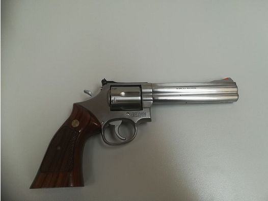 Smith & Wesson	 686-3