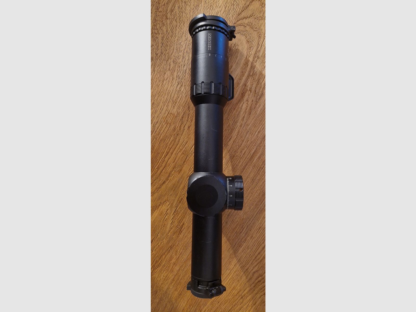 Minox ZP8, Bild 2 von 4