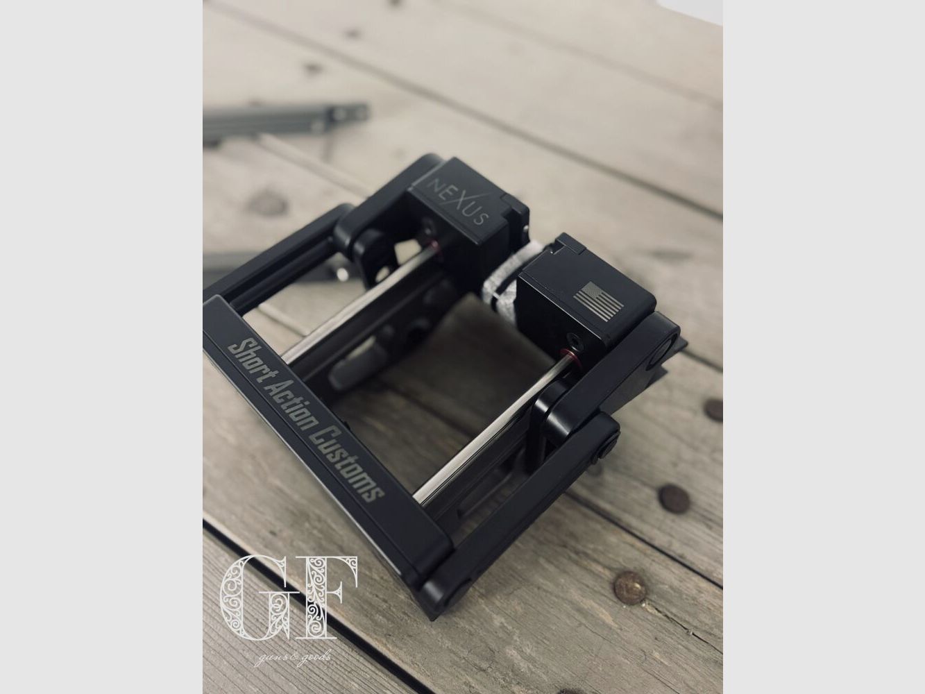 Short ACTION CUSTOMS SAC NEXUS PRESS