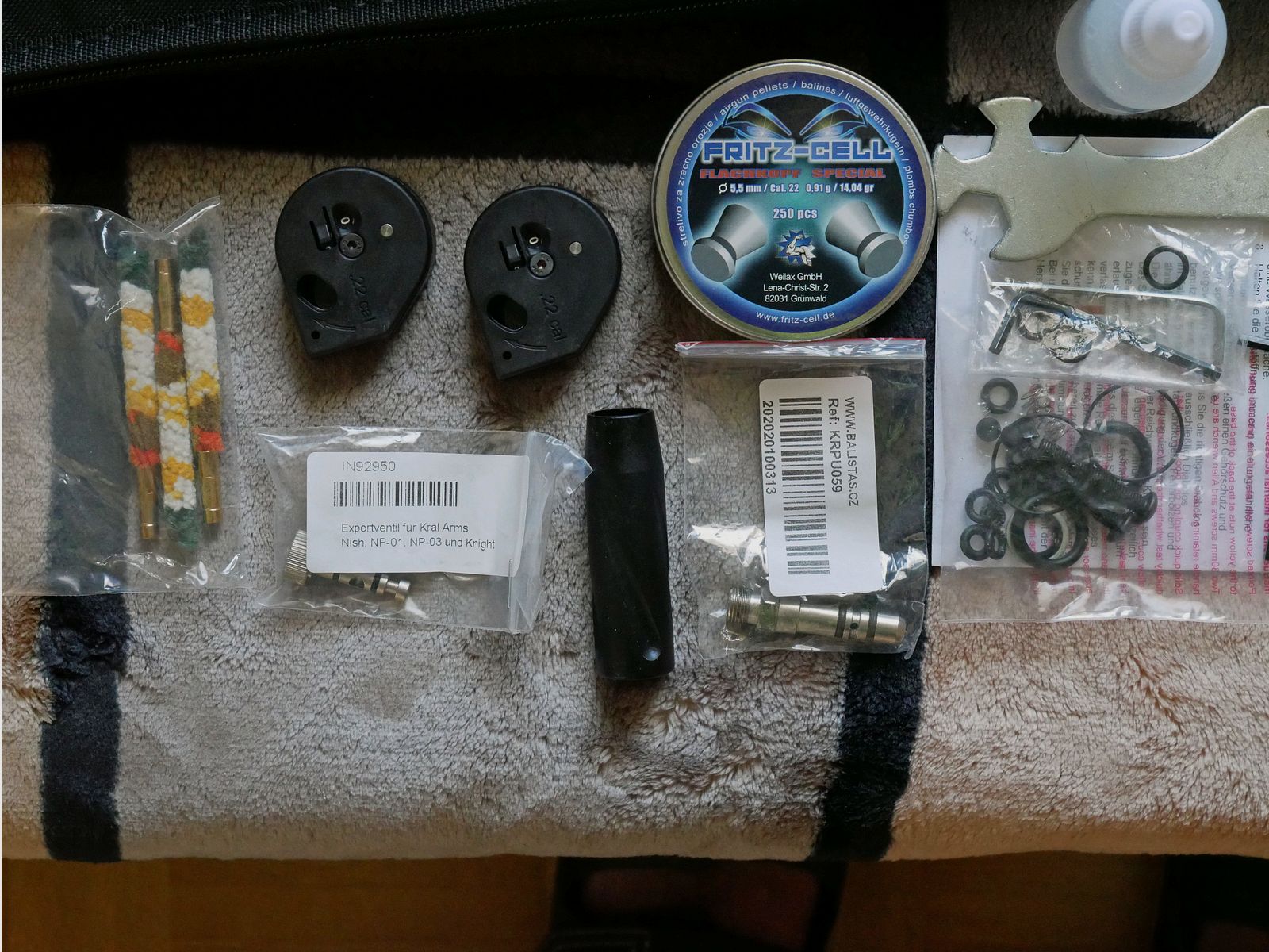 Kral Arms Puncher Nish S luchtgeweer kal. 5,5 mm met richtkijker, tas, Diana-pomp en demper - als nieuw -