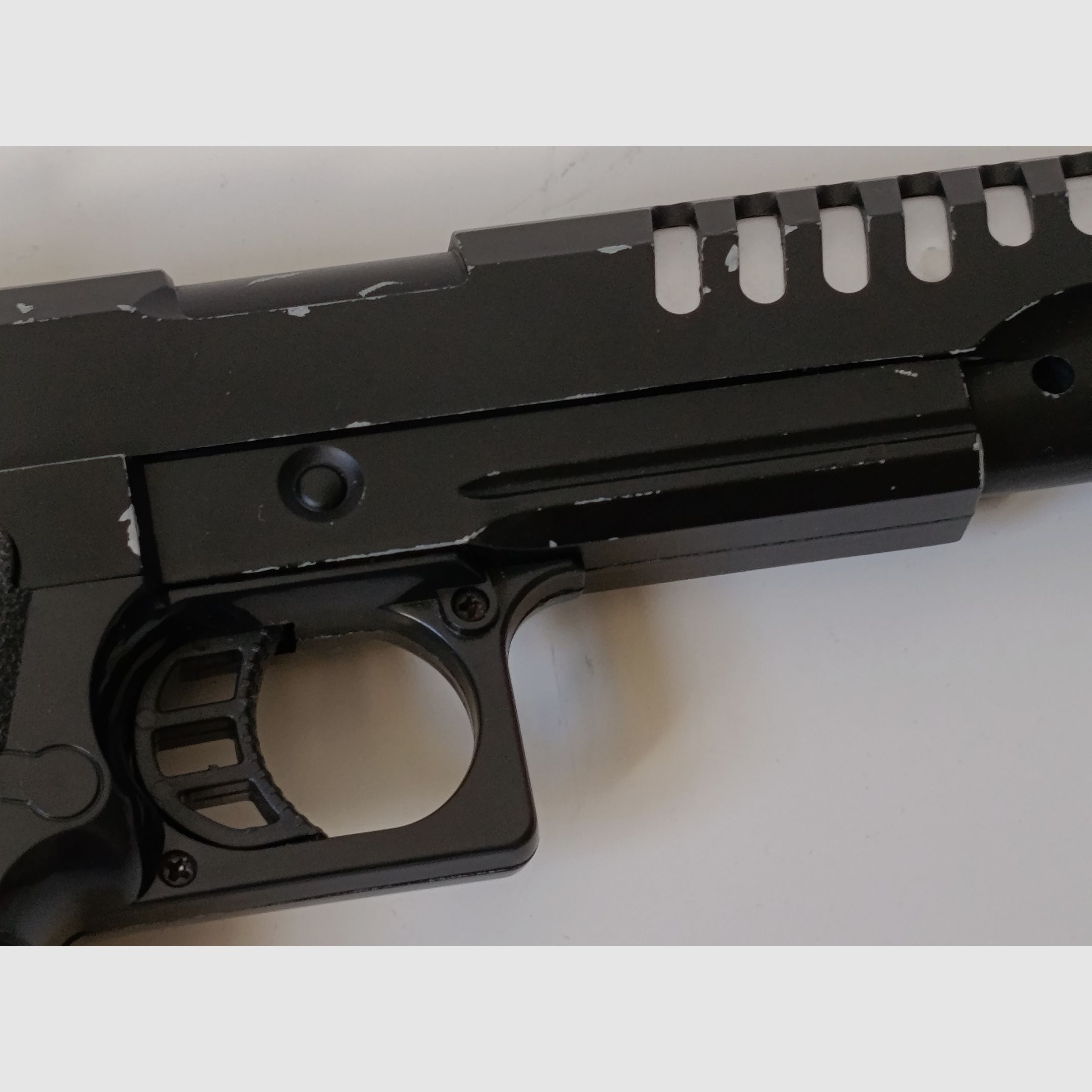 Pistol, airsoft, spring-powered