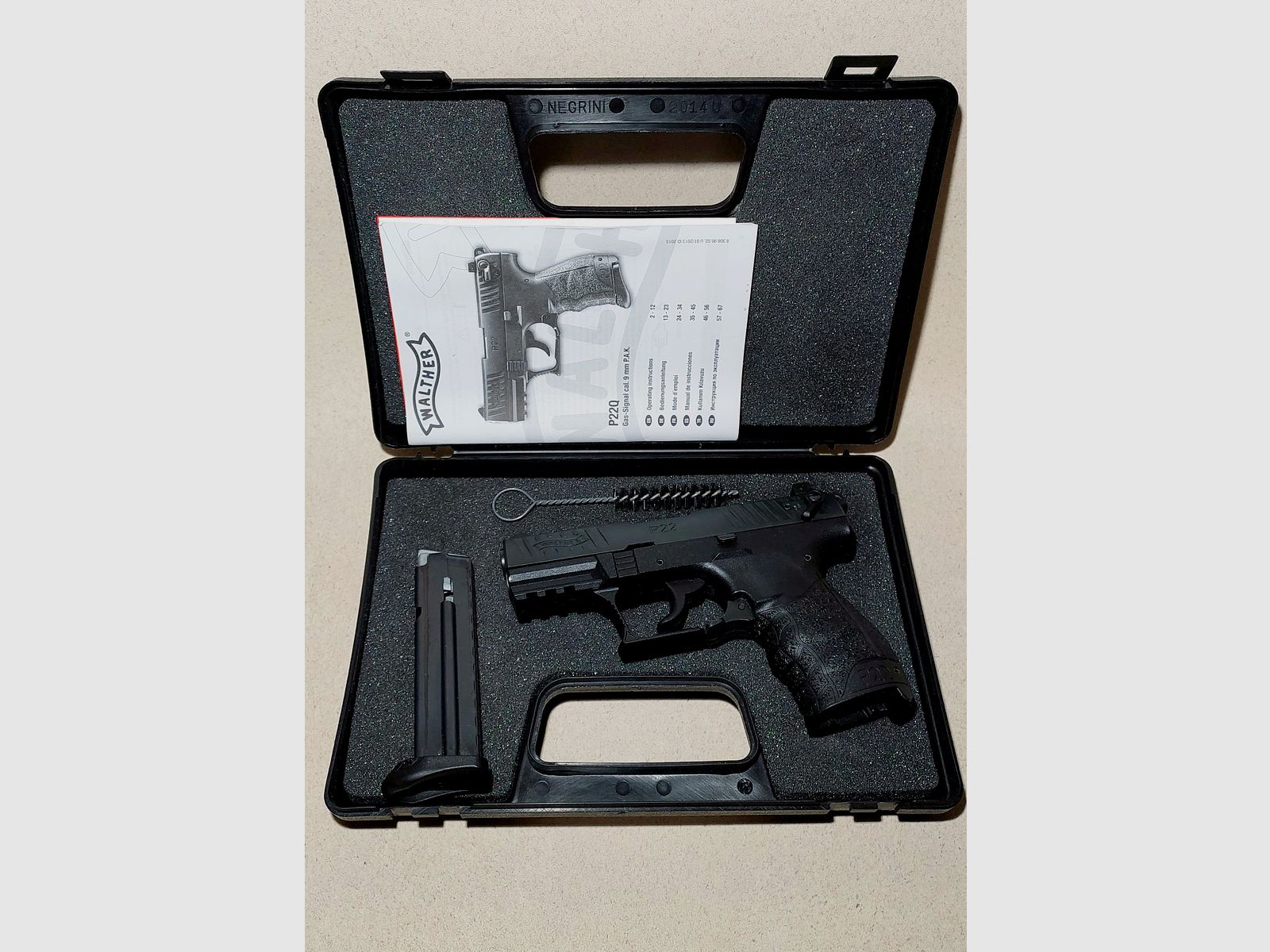 Walther P22Q blank firing pistol 9mm P.A.K. black (PTB 778)