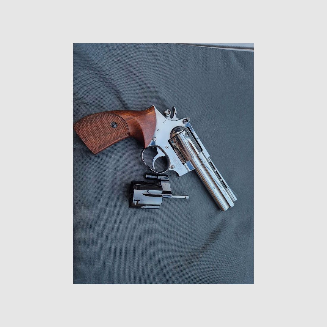 Korth Combat 4" Sportrevolver chrom .357 Magnum / .38 / 9mm Para