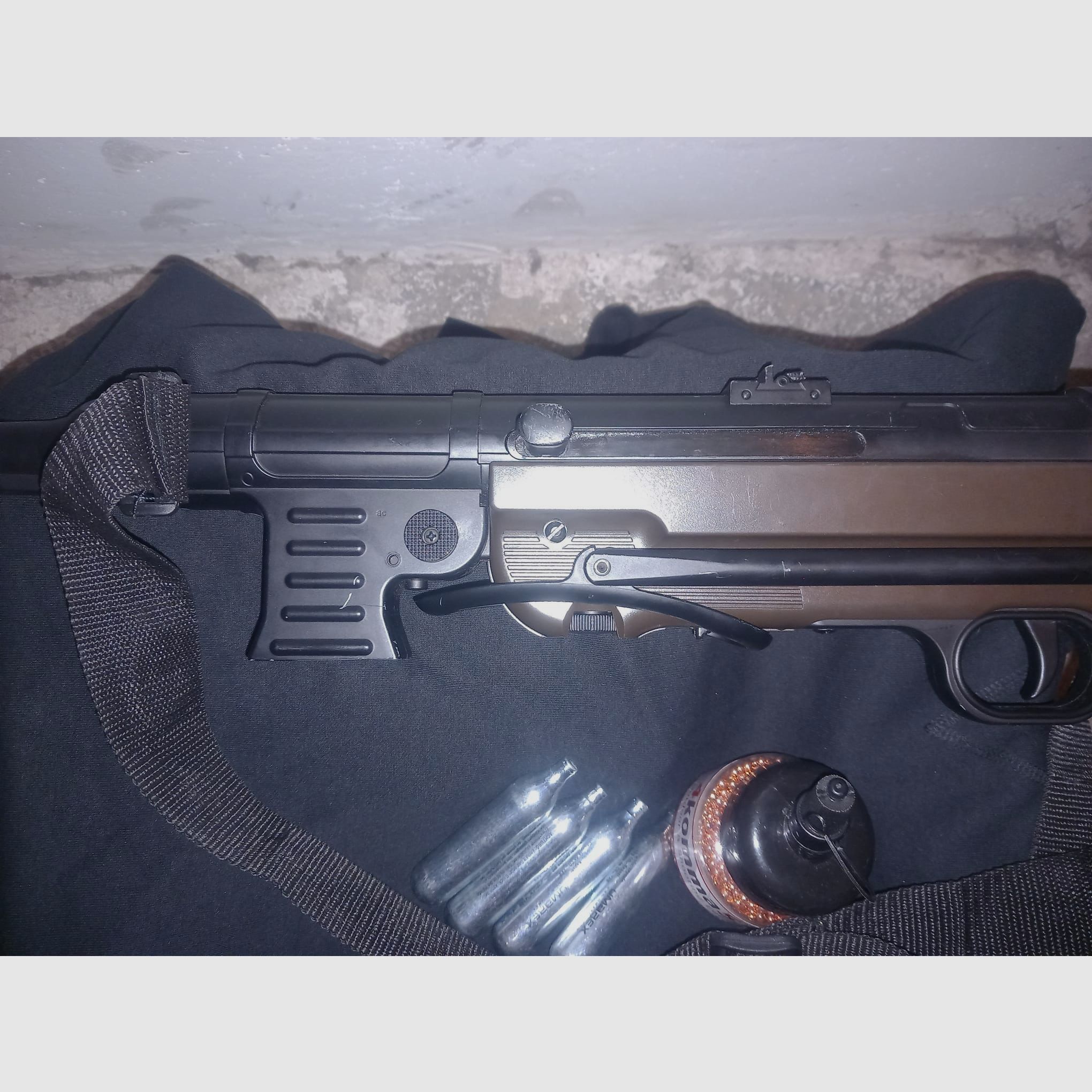 Umarex Legends mp40 airsoft co2