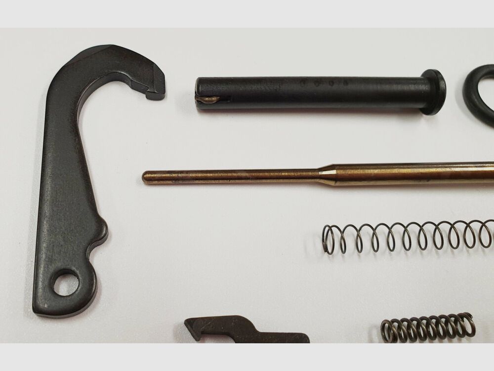 Franchi Das ultimative Verschleißteile Set für die FRANCHI SPAS15 Must Have Field Repair Kit for SPAS-15 MIL