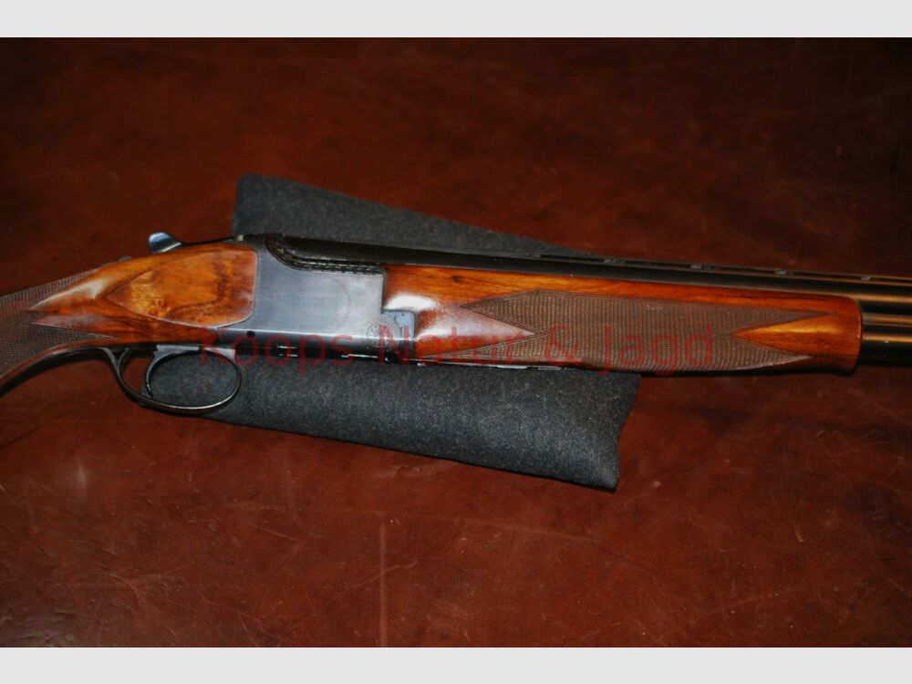 FN B25