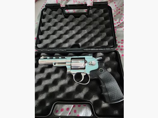 Smith & Wesson Revolver S40 co2