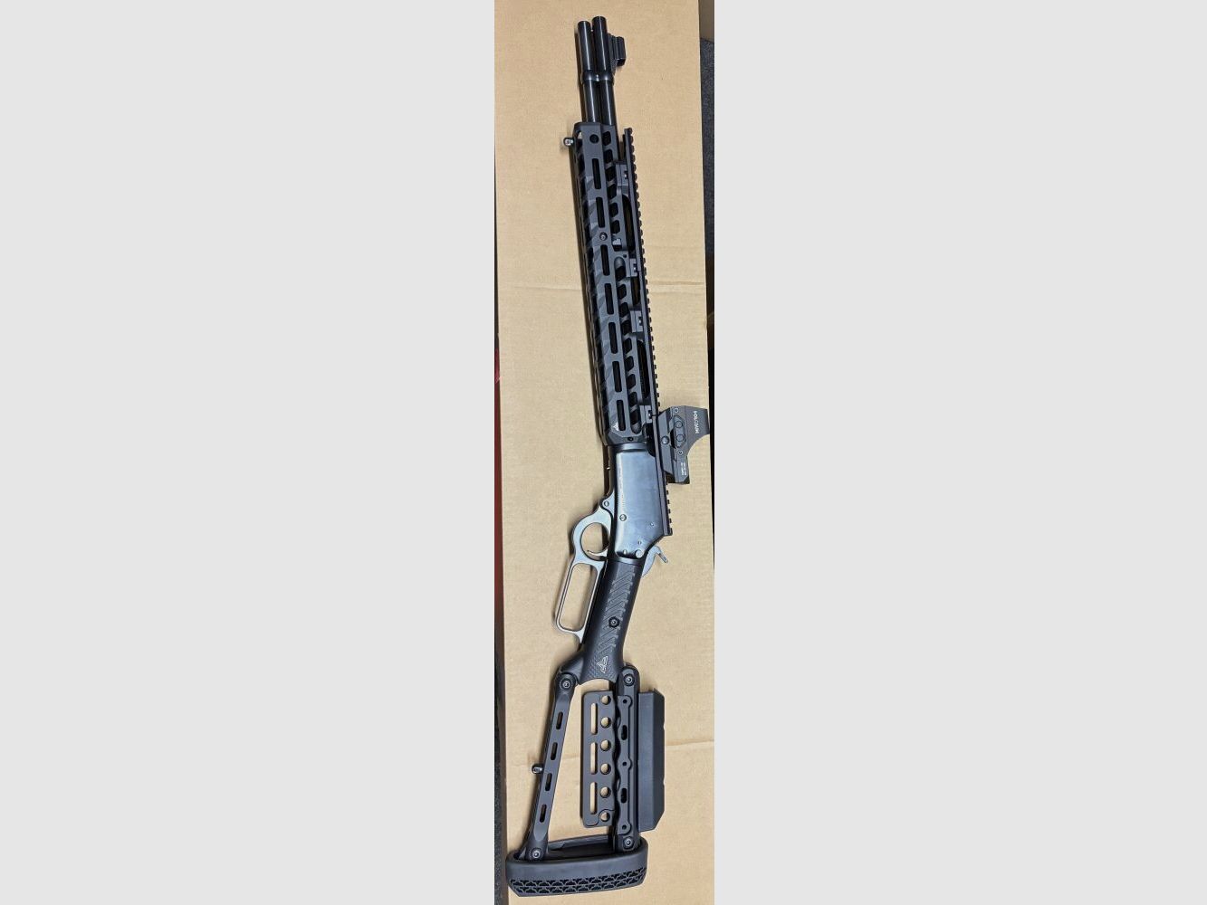 Marlin 1873 Tactical Kaliber 357 Magnum mit Holoson Optik, Bild 1 von 3