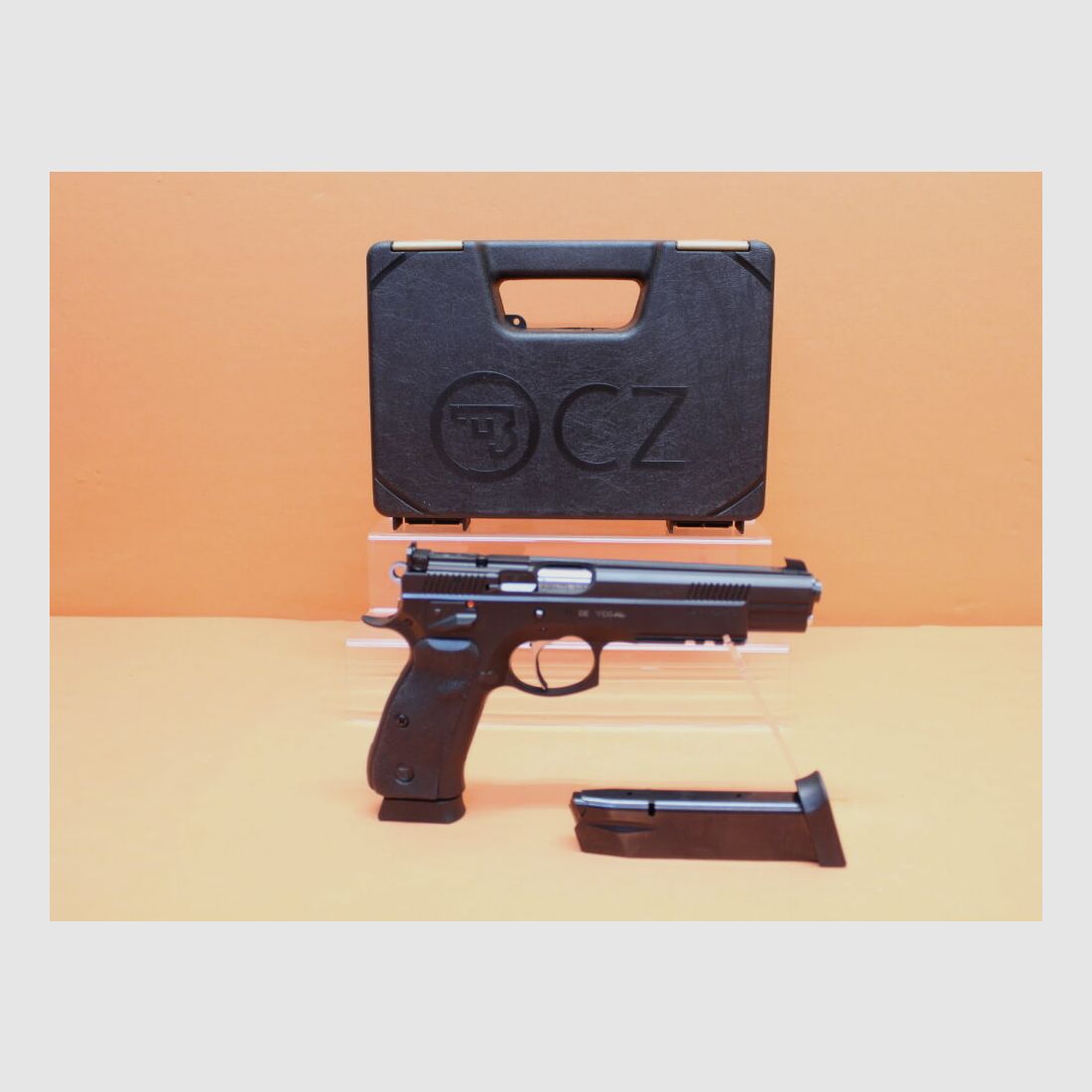 CZUB Armes Oschatz Ha.Pistolet 9mmLuger Armes Oschatz SHADOW Viper OR6 6"/150mm Canon/Visée Sportive/Prêt pour Optiques