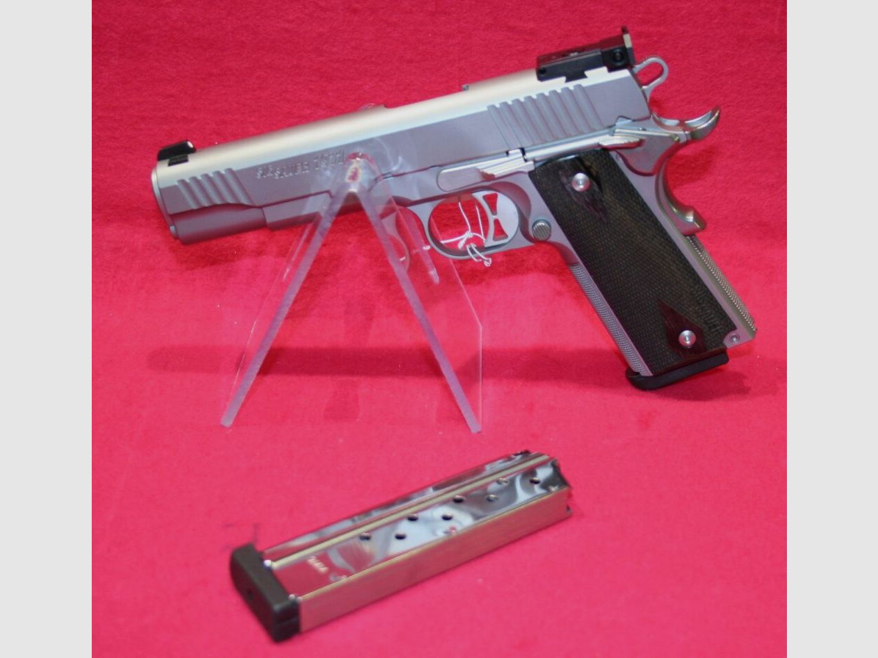 SigSauer Modell 1911, Bild 2 von 3