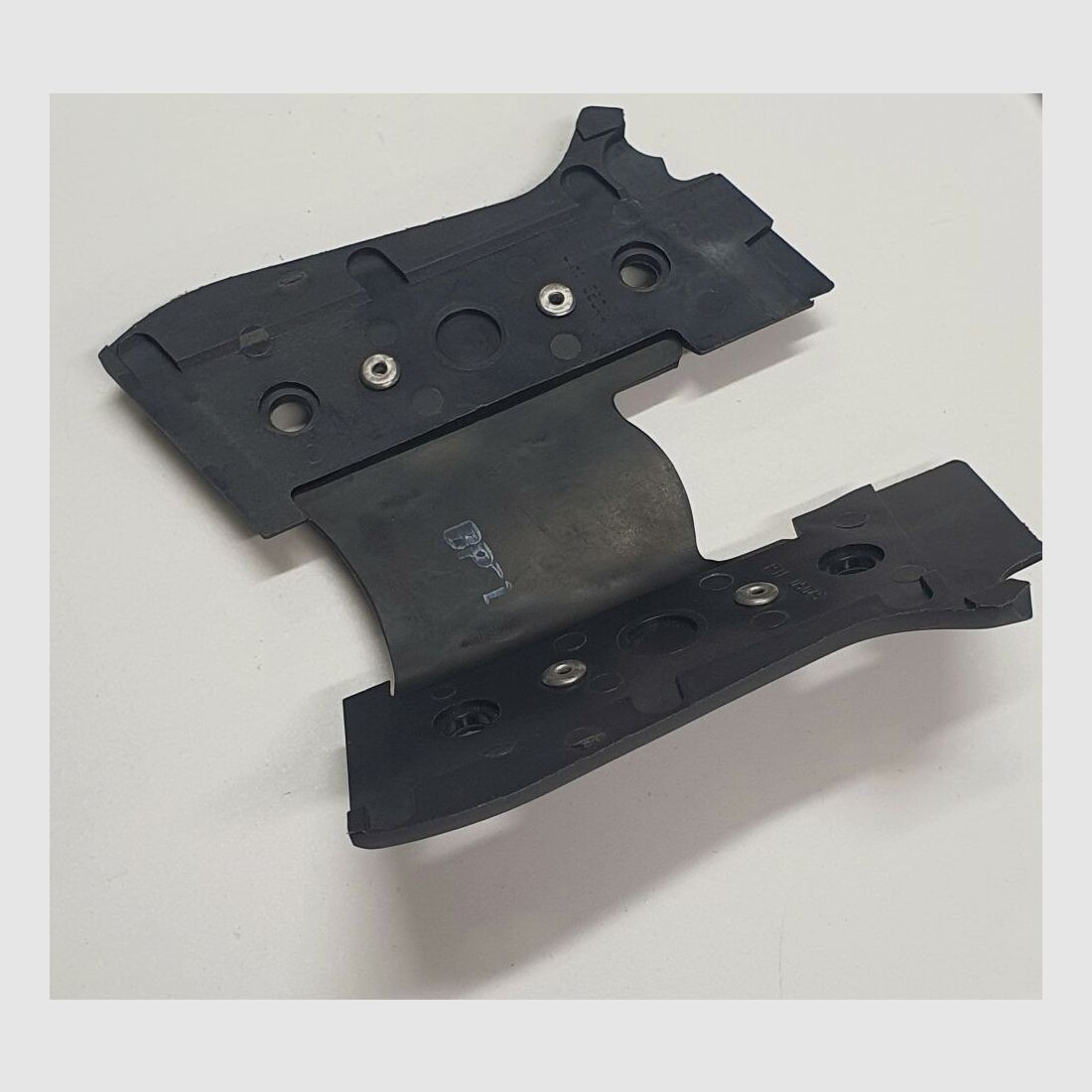 Pachmayr grippanelen voor Taurus PT-99 pistool