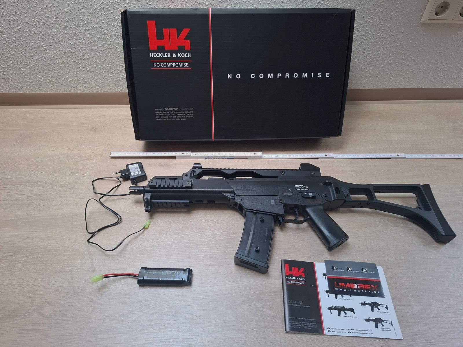 For sale: Heckler & Koch G36C Sportsline S-AEG Airsoft 6mm BB – like new, original packaging, only tested (18 and over)