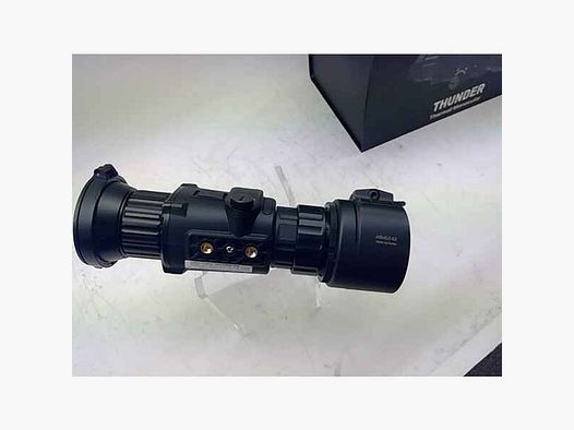 Vorsatzgerät Hikmicro TH50C. Wärmebildvorsatzgerät